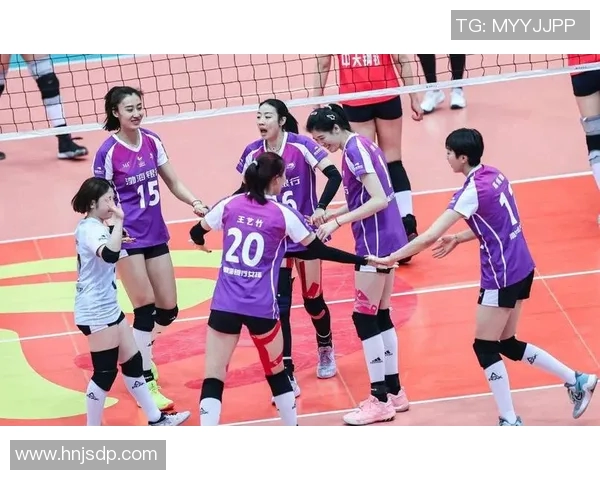 女排半决赛精彩对决天津女排迎战江苏女排争夺决赛资格 女排半决赛精彩对决天津女排迎战江苏女排争夺决赛资格